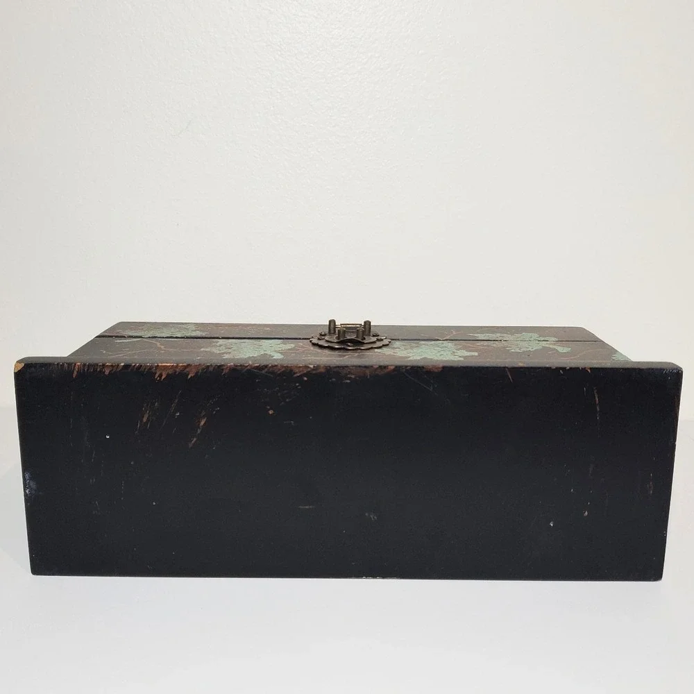 The Unbranded Brand this handpainted